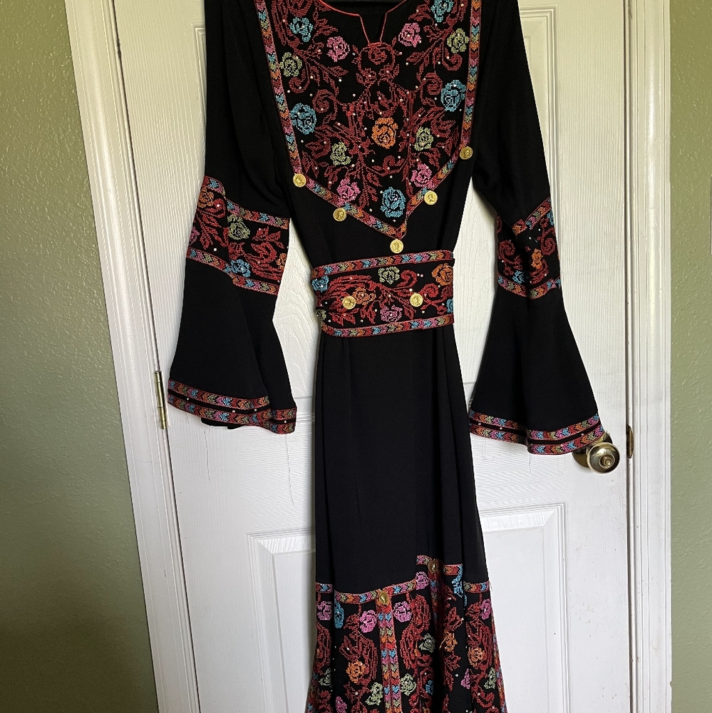 Floral Embroidered Tatreez And CoinsBlack Maxi Dress With Matching Belt Like New